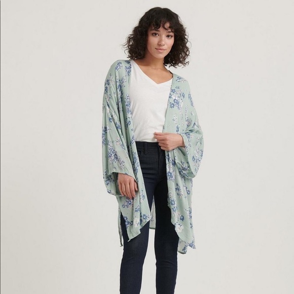 Lucky Brand Other - NWT Lucky Brand Floral Printed Kimono